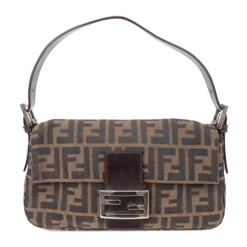 Ladies Fendi shoulder bags with a quilted leather exterior for a luxurious and cozy lookFENDI Mamma Baguette Canvas Leather Shoulder Bag Brown 26424