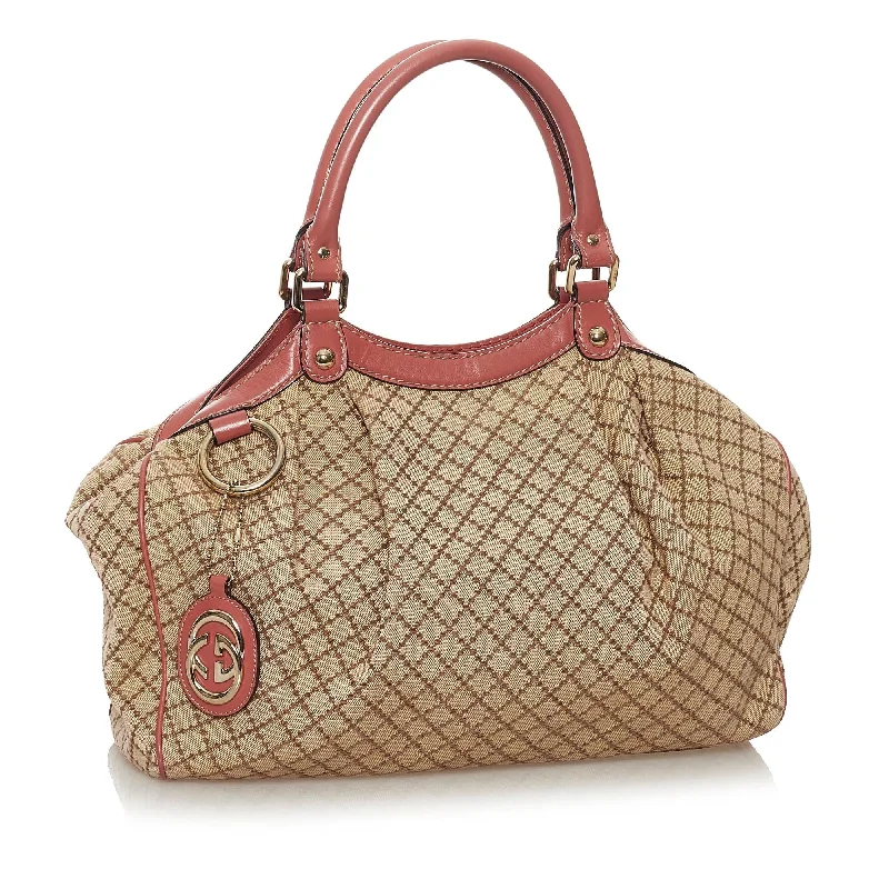 Women Gucci backpacks with a luxurious leather finishGucci Diamante Sukey Canvas Tote Bag (32961)