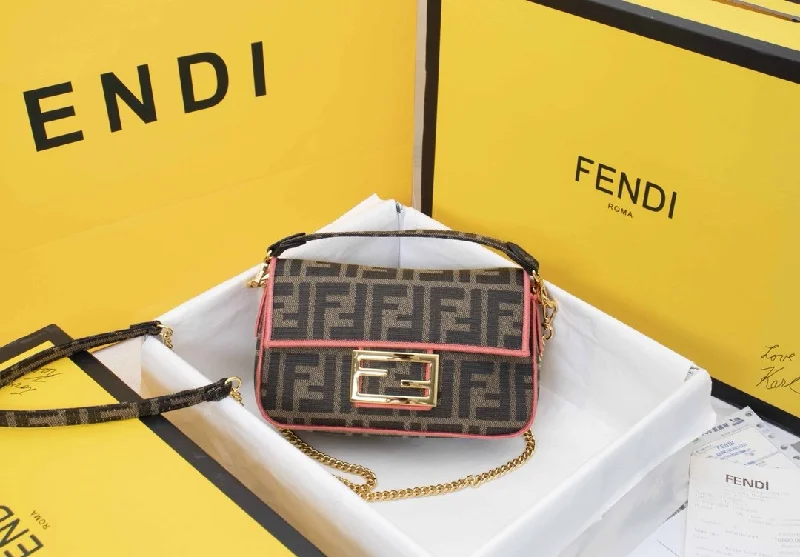 Fendi tote bags with a thermal - insulated pocket for keeping drinks hot or coldNew Arrival Bags Fendi 163