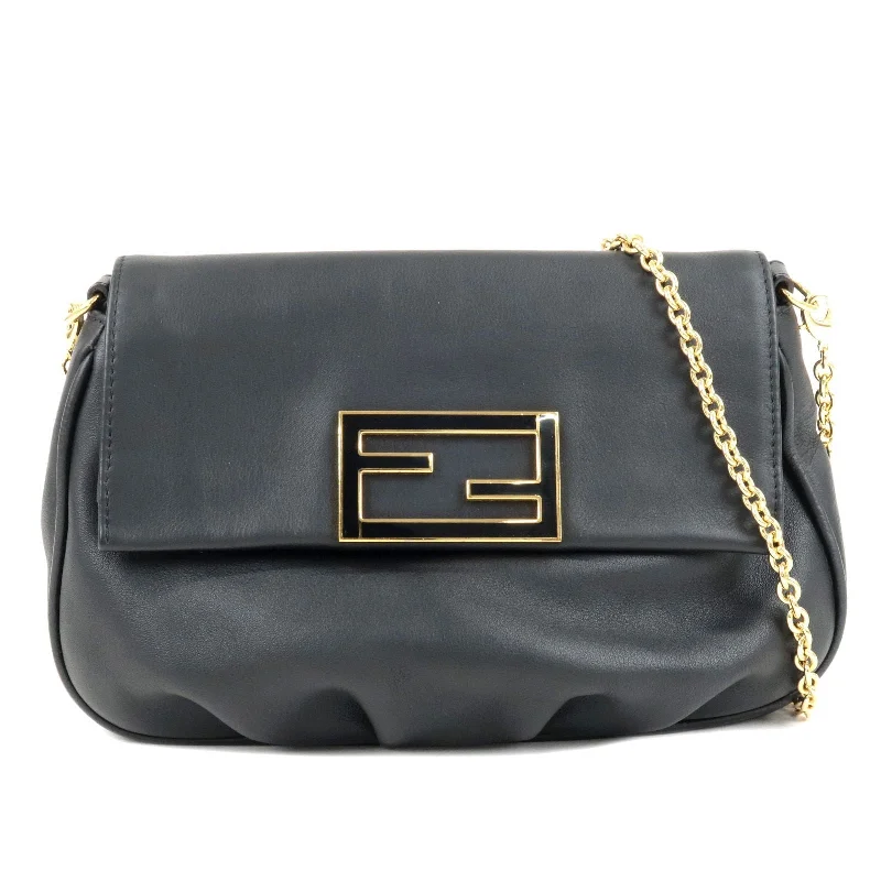 Ladies Fendi shoulder bags with a detachable key fob for easy key managementFENDI Leather Chain Shoulder Bag Purse Black 8M0276