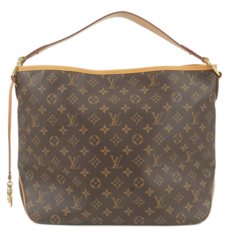 Louis Vuitton Petite Malle bags with a hard - shell structure for uniquenessLouis Vuitton Monogram Delightful MM Shoulder Bag M50157