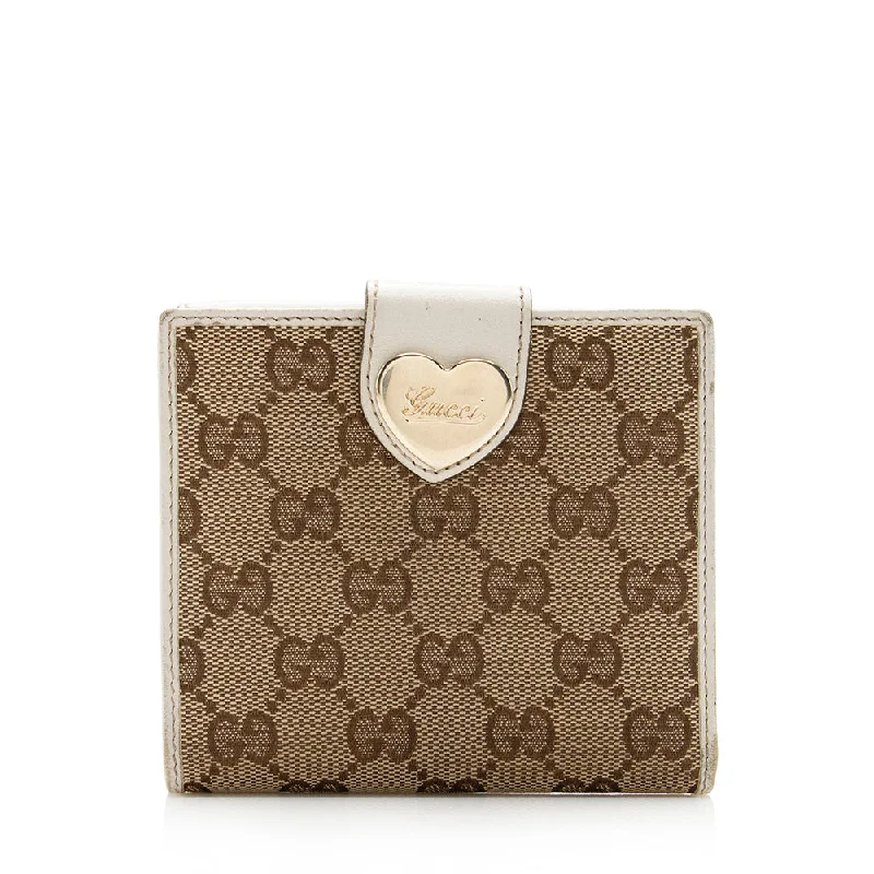 Gucci Dionysus bags for women with tiger - head claspsGucci GG Canvas Heart French Compact Wallet