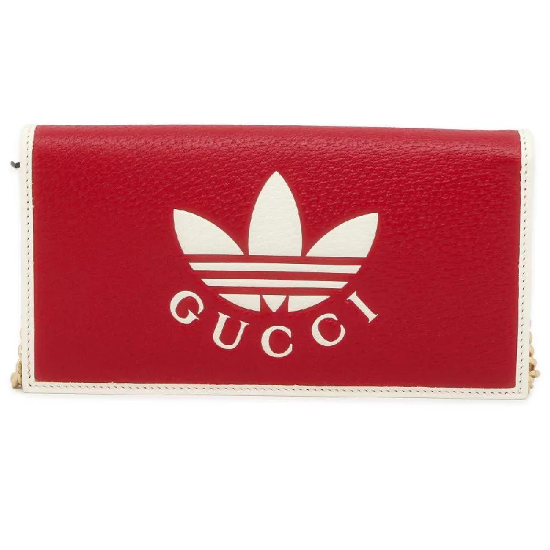 Ladies Gucci handbags with a detachable coin purse insideGUCCI adidas Collaboration Chain Wallet Red/White 621892 Leather