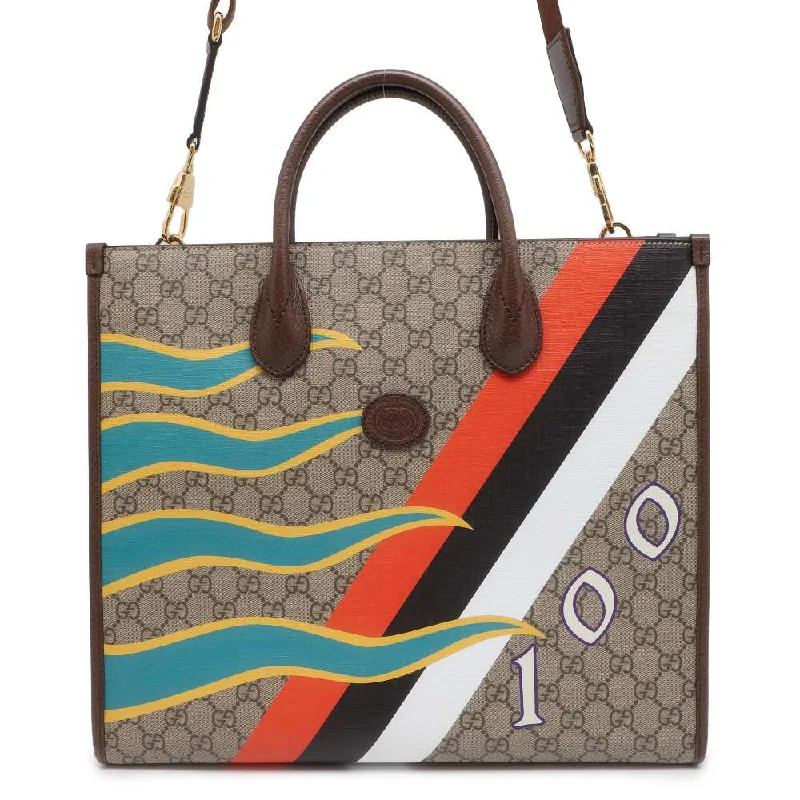 Gucci handbags for women with a patent - leather finishGUCCI Interlocking G Medium Tote Bag Beige/Brown/Multicolor 674148 PVC Leather