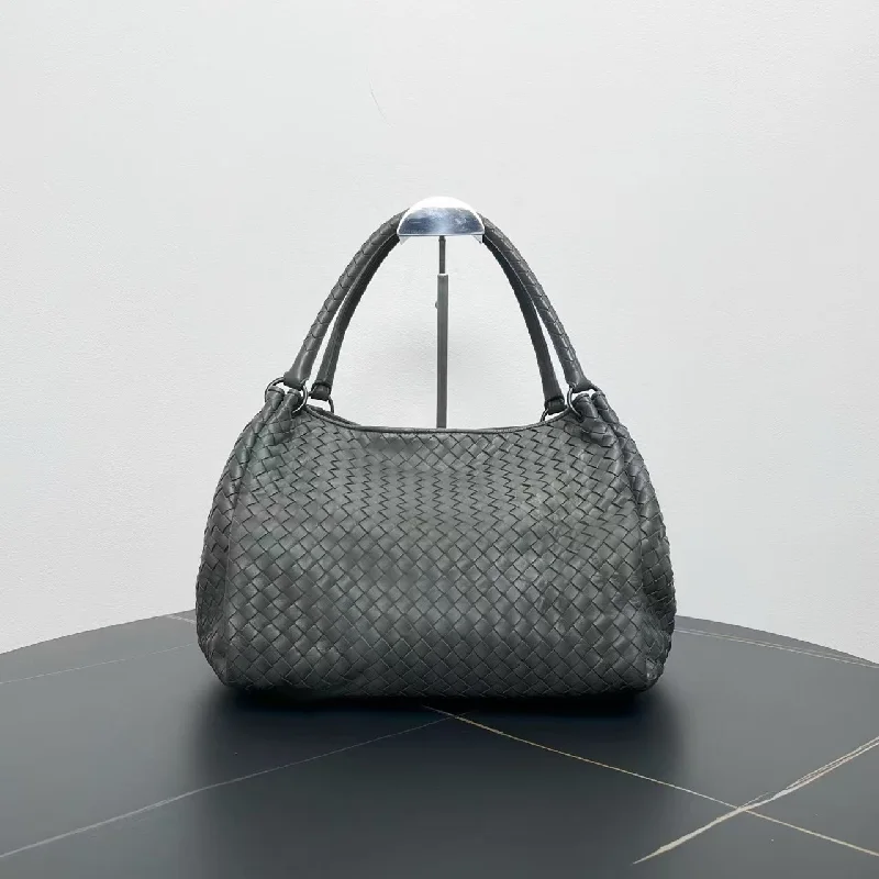 Bottega Veneta leather bags for everyday useBottega Veneta Intrecciato Gray Leather Tote Bag 32