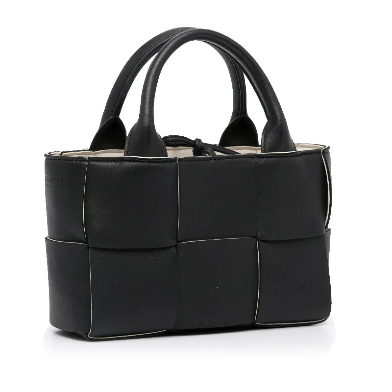 Bottega Veneta bags with leather - wrapped bucklesBottega Veneta Mini Arco Tote (SHG-6eklRR)