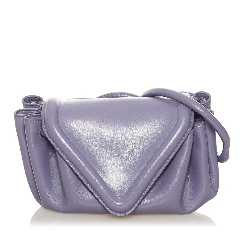 Bottega Veneta bags with magnetic snap closuresBottega Veneta Beak Crossbody Bag Purple