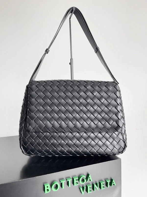 Bottega Veneta bags for painting classesWhimsy Finds - Bottega Veneta Bags - 140