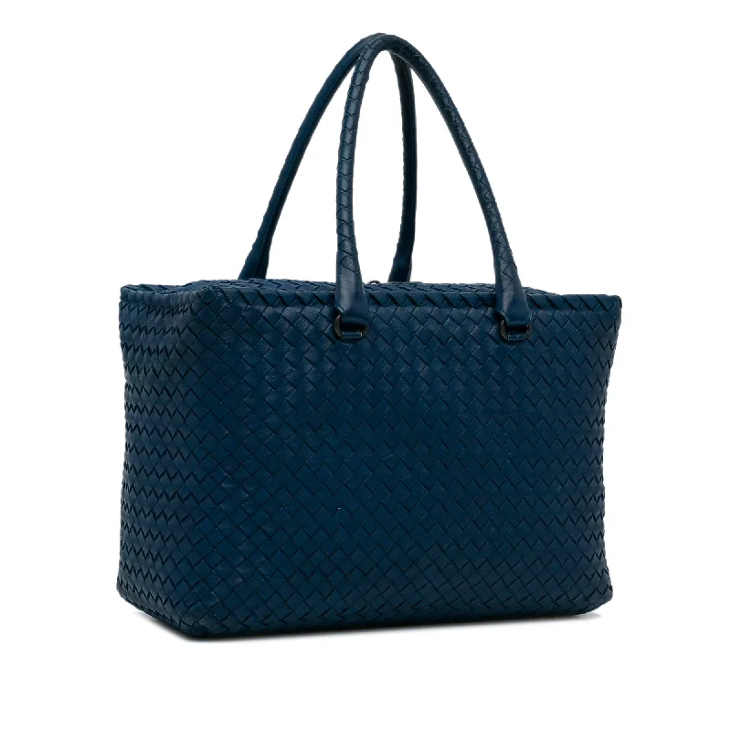 Bottega Veneta bags for urban commutingBlue Bottega Veneta Intrecciato Tote Bag