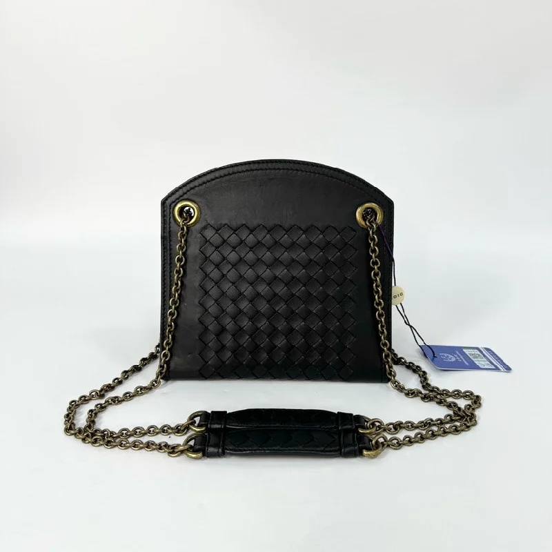 Bottega Veneta bags with herringbone patternsBottega Veneta Black Woven Leather Chain Shoulder Bag 17cm