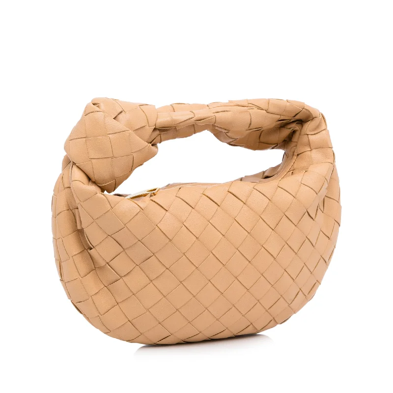 Bottega Veneta bags with snakeskin - effect leatherBottega Veneta Jodie Mini Beige Intrecciato