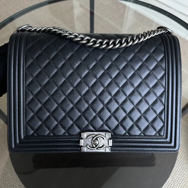 Chanel Black Handbag for Business MeetingsBoy Large 30CM Quilted Lambskin Black RSHW No 16