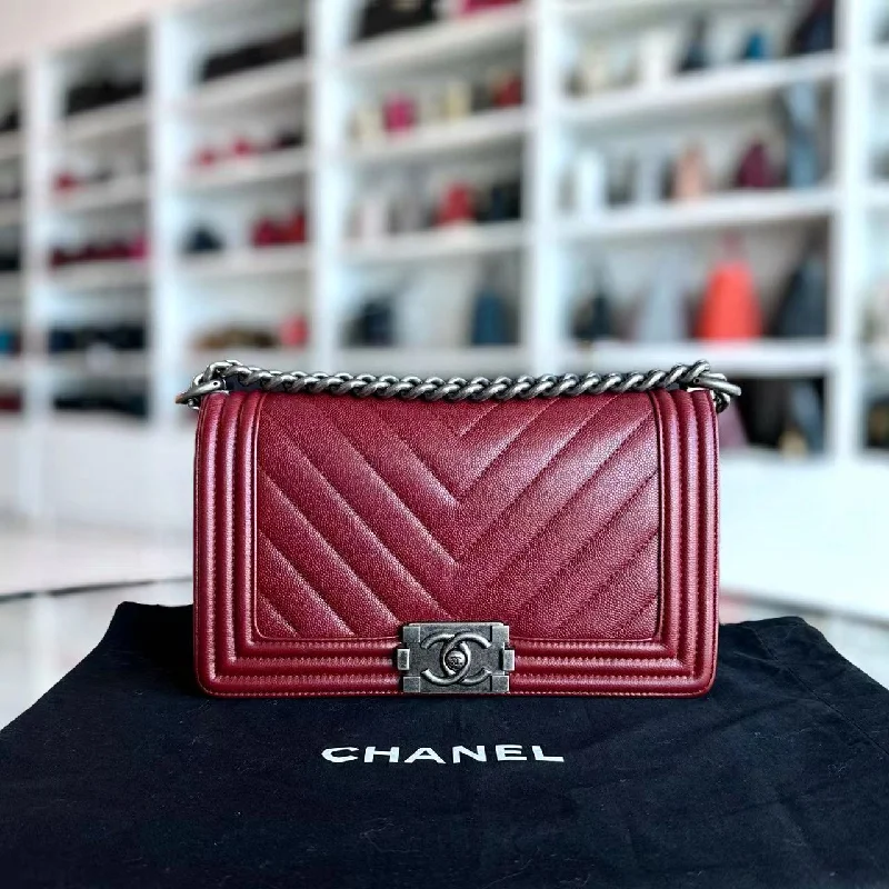 Chanel bags with exclusive seasonal designs and materialsCaviar Boy Old Medium 25CM Chevron Calfskin Leboy Burgundy Dark Red RSHW No 24