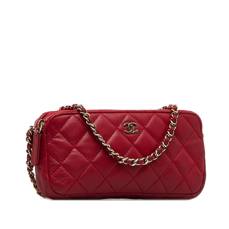 Chanel Quilted Leather Shoulder Bag for FashionistasChanel CC Double Zip Wallet on Chain (lNF0b8)