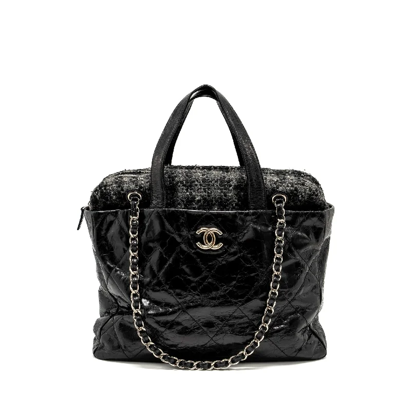 Chanel Black Handbag for Business MeetingsChanel Portobello Tote Bag Calfskin/Tweed Black/Grey SHW