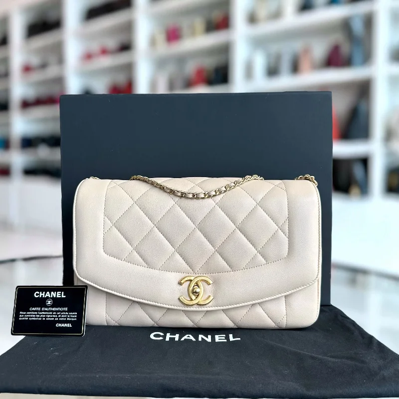 Chanel bags with iconic stitching details*Modern Reissue, Like New* Diana Jumbo 28CM Quilted Lambskin Beige GHW No 20