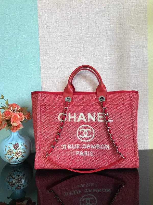 Chanel bags with iconic gold chainsWF - Chanel Bags - 1397