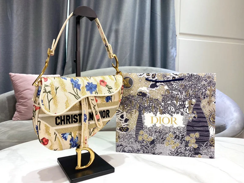 High - fashion Christian Dior bags with a geometric patternChristian Dior Bags - 4798