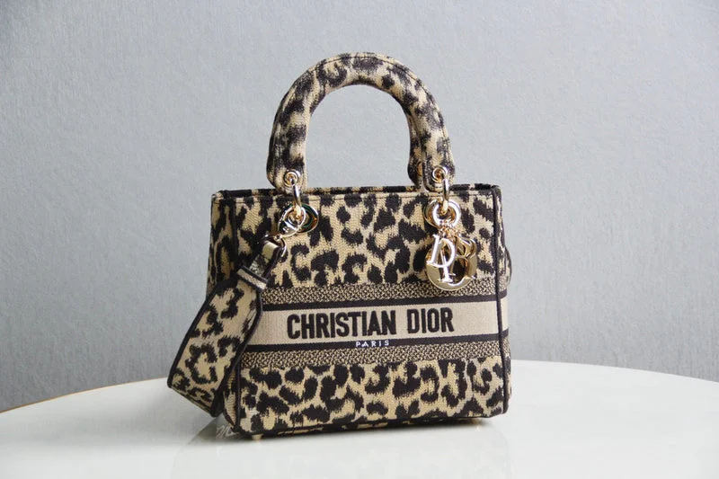 Trendsetting Christian Dior crossbody bags with a colorful strapChristian Dior Bags - 4914