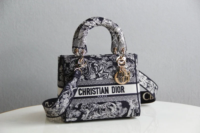 Christian Dior handbags with a removable shoulder strap for versatilityChristian Dior Bags - 4918