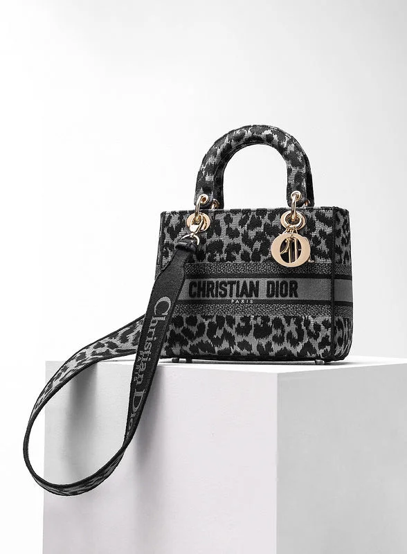 Christian Dior Saddle bags with a studded trim for a bold lookChristian Dior Bags - 4923