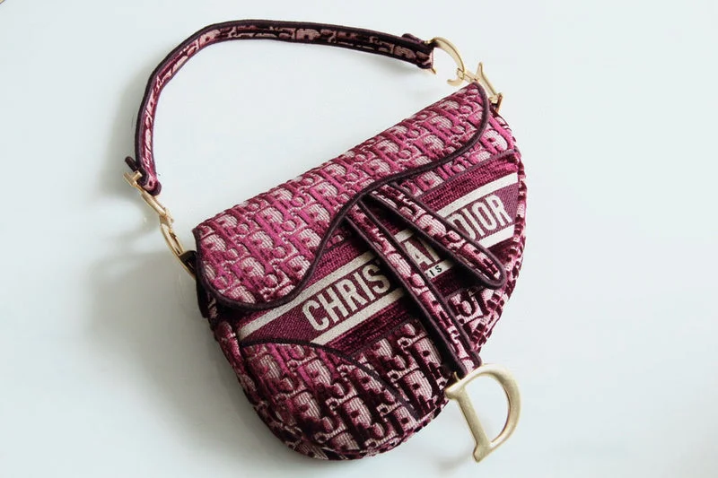 Stylish Christian Dior shoulder bags with a tassel - adorned zipperChristian Dior Bags - 4972