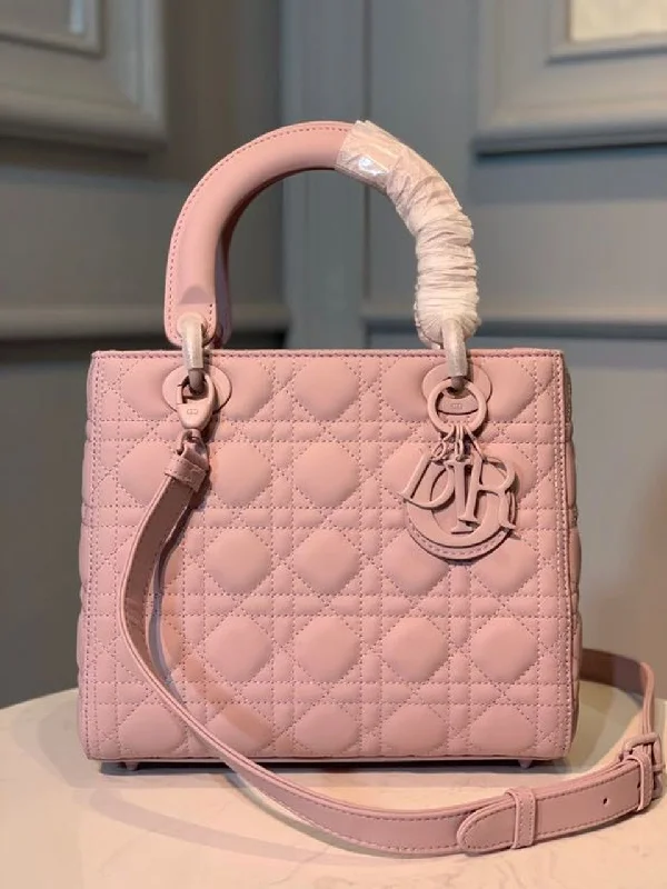 Christian Dior bags with a side - pocket for holding a water bottleChristian Dior MeChristian Diorum Lady Bag Matte Hardware Powder Pink For Women 9.5in/24cm