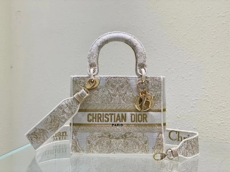 Christian Dior handbags with a snap - button closure and a decorative buckleChristian Dior MeChristian Diorum Lady D-Lite Bag, Beige Handbags, Crossbody Bags, 24cm