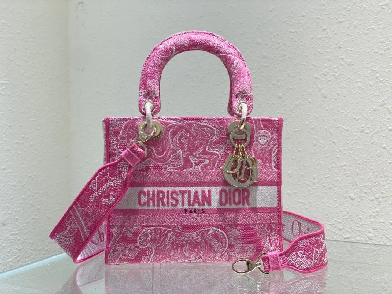 Christian Dior tote bags with a double - handle and shoulder - strap optionChristian Dior MeChristian Diorum Lady D-Lite Bag Pink