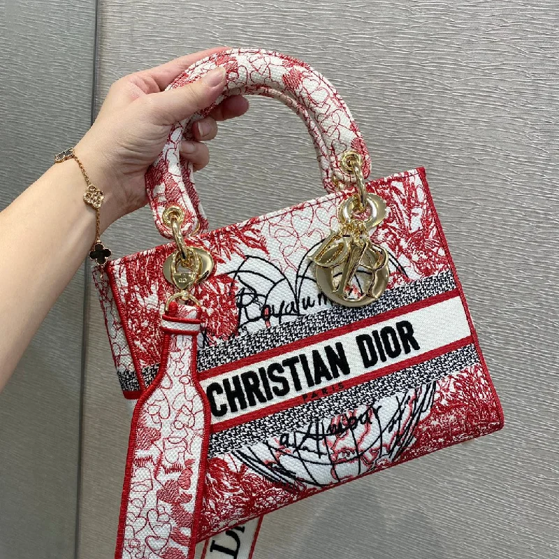 Christian Dior bags with a zip - top closure and multiple compartmentsChristian Dior MeChristian Diorum Lady D-Lite Bag, Red Handbags, Crossbody Bags, 24cm