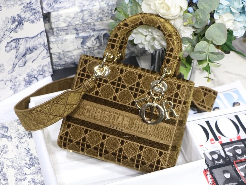 Christian Dior bags with a quilted pattern and gold - toned hardwareChristian Dior MeChristian Diorum Lady D-Lite Brown Cannage Bag For Women 9.5in/24cm