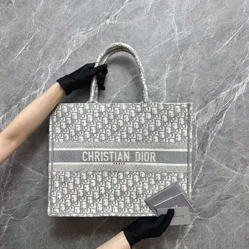 Christian Dior tote bags with a double - handle and shoulder - strap optionLarge Book Tote