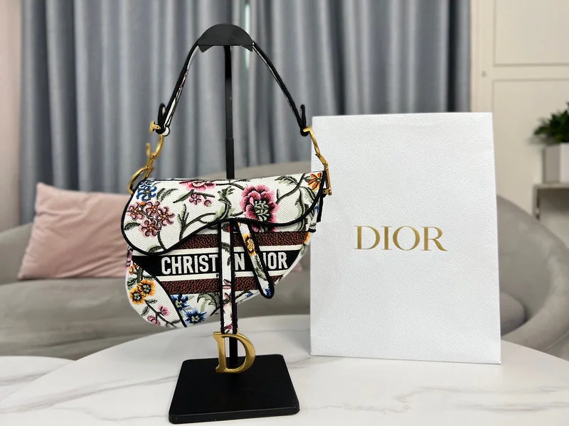 Christian Dior Saddle bags with a distressed leather finishWF - Dior Bags - 1078