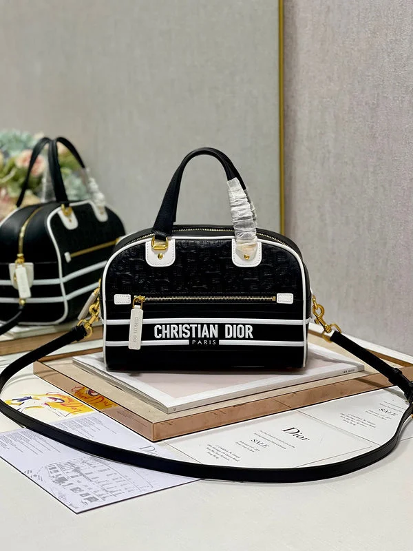 Stylish Christian Dior shoulder bags with a tassel - adorned zipperWF - Dior Bags - 022